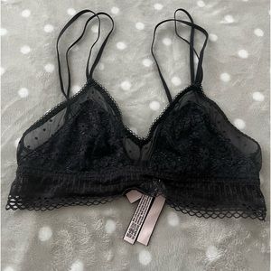 Victoria’s Secret bralette. Size S.